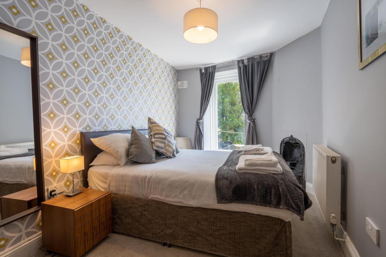 Astor House Apartment *